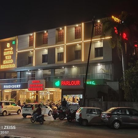 Hotel The Grand Khodiyar Visnagar Eksteriør billede